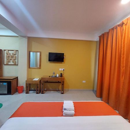 Dolphin Hotel แทนกา ภายนอก รูปภาพ