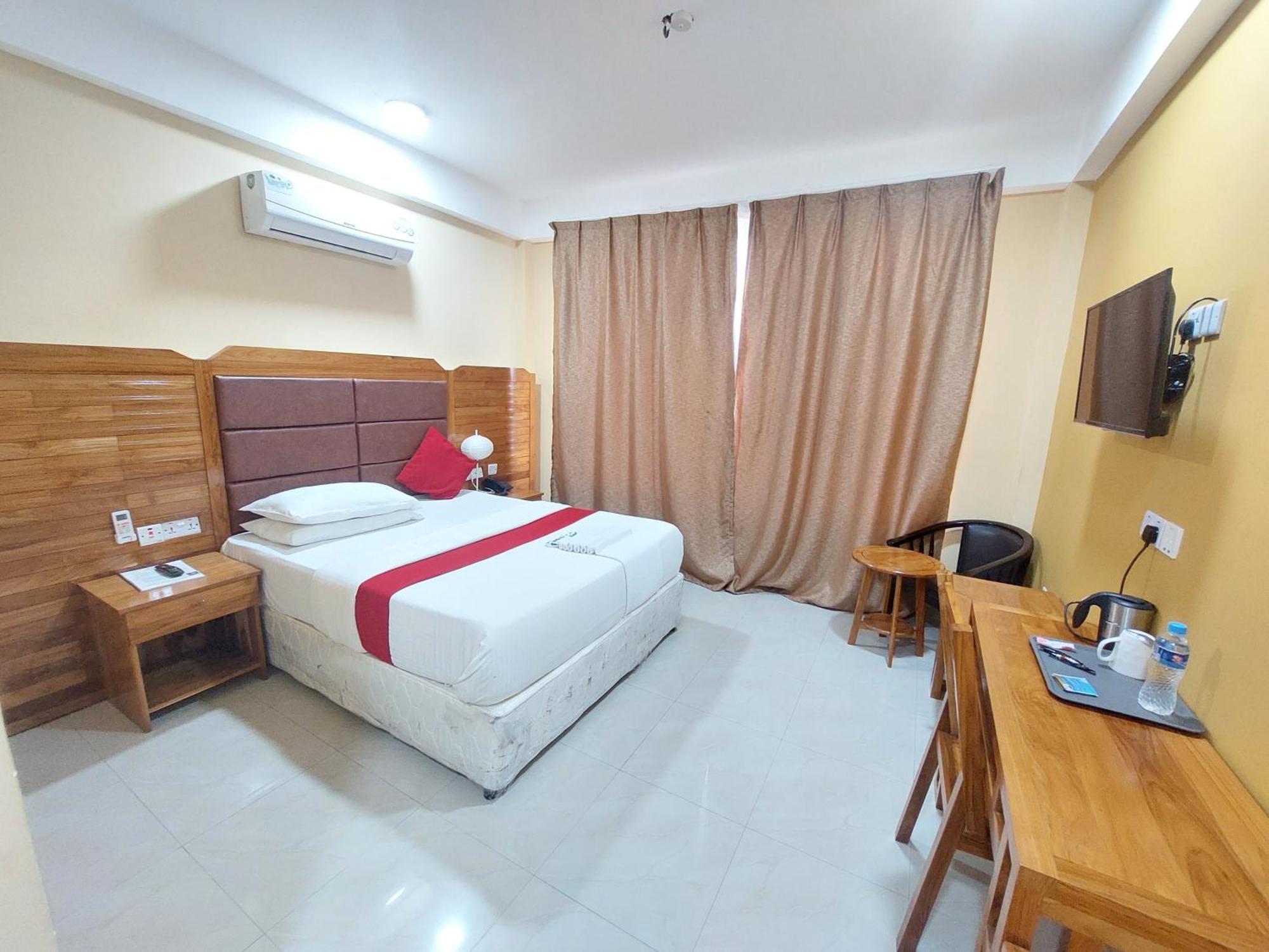 Dolphin Hotel แทนกา ภายนอก รูปภาพ