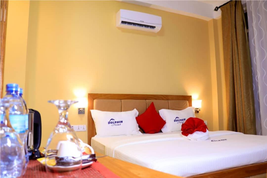 Dolphin Hotel แทนกา ภายนอก รูปภาพ